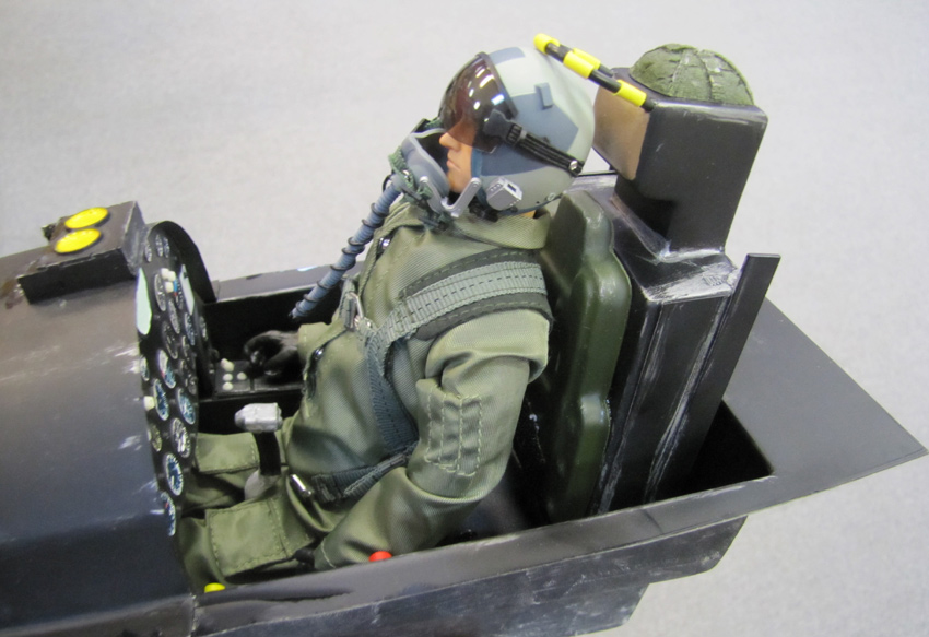 Blue 1/6 ~ 1/5 Scale Modern Jet Pilot Figure w/ Servo Operated Head 